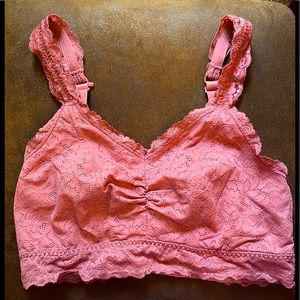 Torrid 4 way stretch bralette🌷